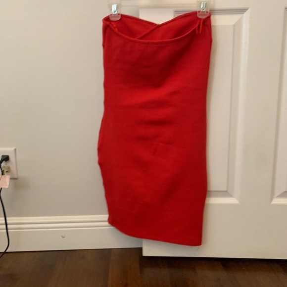 Dress - Picture 2 of 2